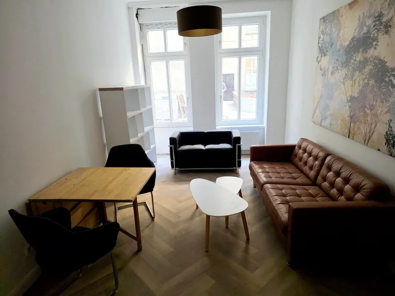 helle ruhige möblierte 1,-Zimmer-Wohnung im Hinterhaus, Prenzlauer Berg, Bornholmer Straße , saniert — photo 1